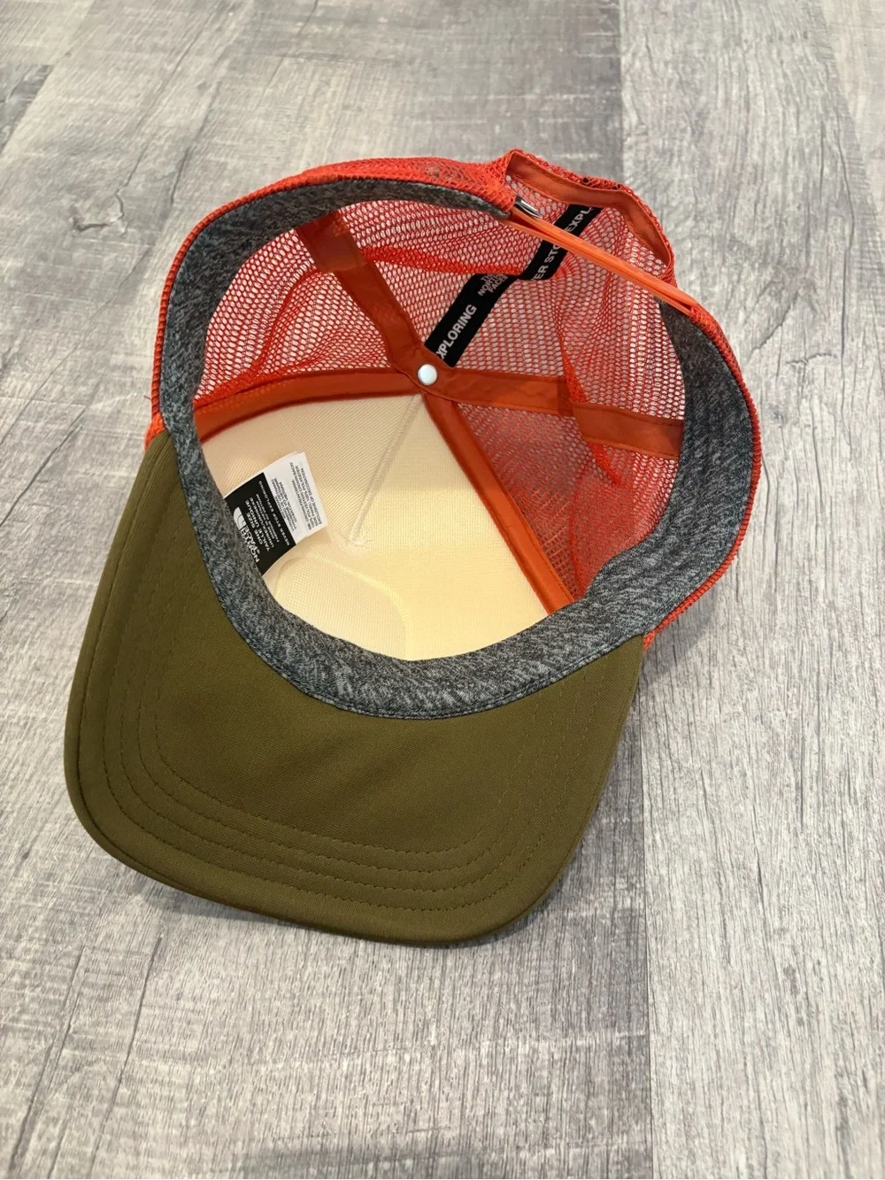 The North Face Graphic / Mudder Trucker Hat – Excellent condition, One Size